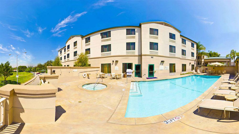 Hilton Garden Inn Montebello / Los Angeles Экстерьер фото